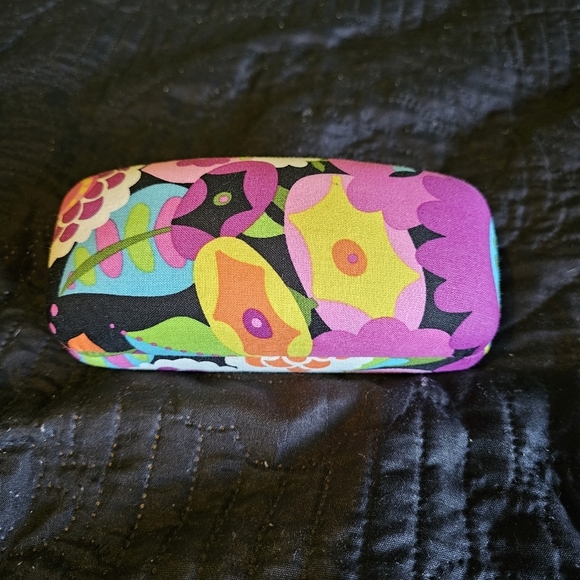 Vera bradley‎  sunglasses  and case new